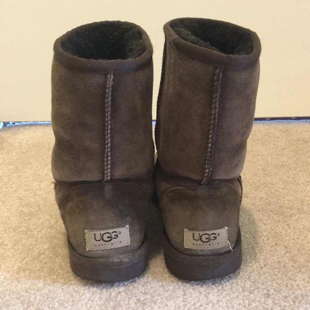 Chocolate brown uggs